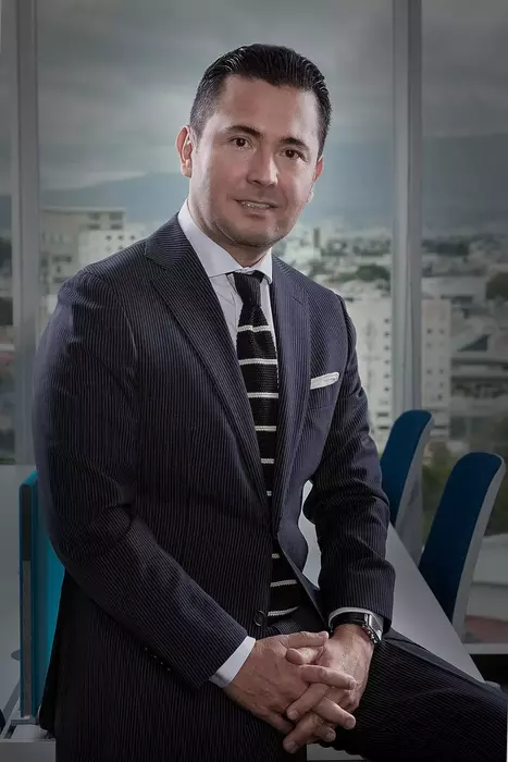 5 Guillermo Saldivar PUE